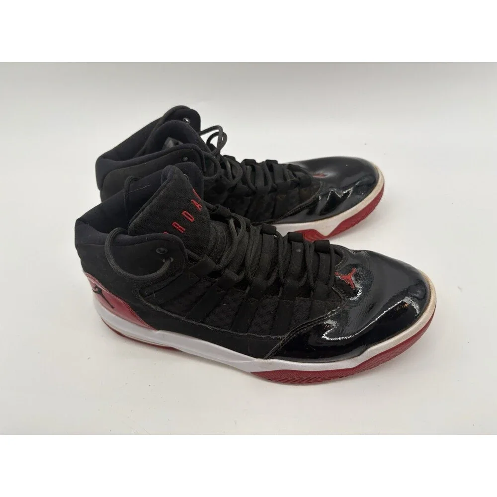 Size 12‎ Nike Air Jordan Max Aura Black Red Men AQ9084-006